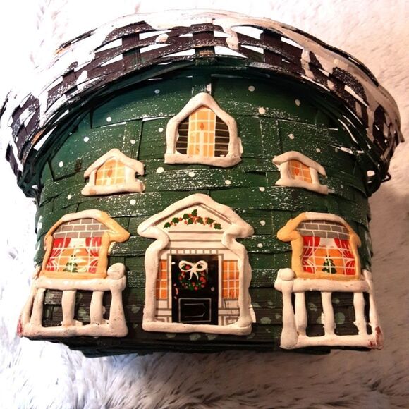VINTAGE (1970's) Handcrafted Rare Woven Handpainted Christmas‎ Basket 10"… - Picture 13 of 14